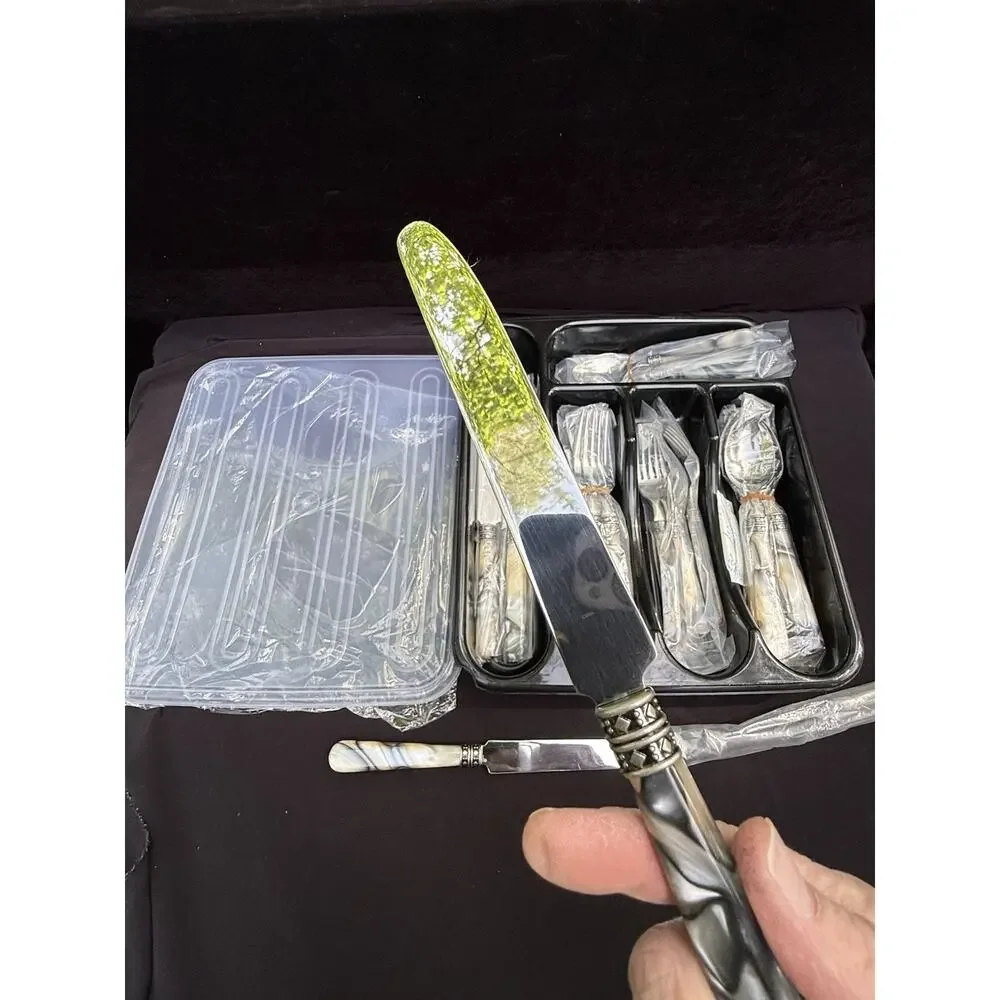 Barenthal Elegant 20-pc. Stainless Steel SilverwareSet Tortue Sandstone New!